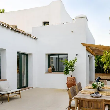 Villa Jasmines The Perfect For Relaxation And Chilling Estepona