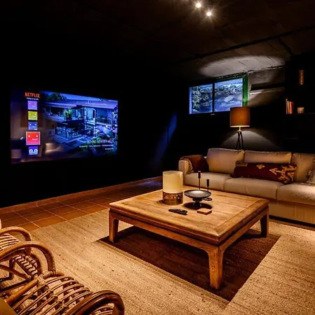 Jasmines The Perfect For Relaxation And Chilling Villa *