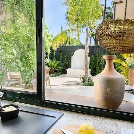 Jasmines The Perfect For Relaxation And Chilling * Estepona