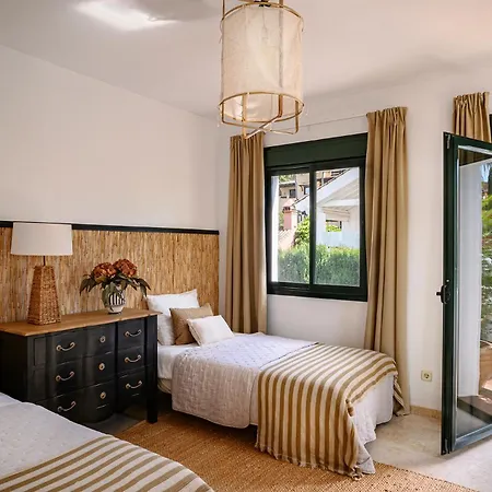Jasmines The Perfect For Relaxation And Chilling Villa Estepona